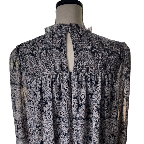 Cinq á Sept Stephanie Paisley Smocked Blouse sze M - Picture 15 of 16